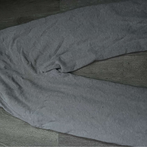 Nike Grey Sweatpants - Picture 3 of 3